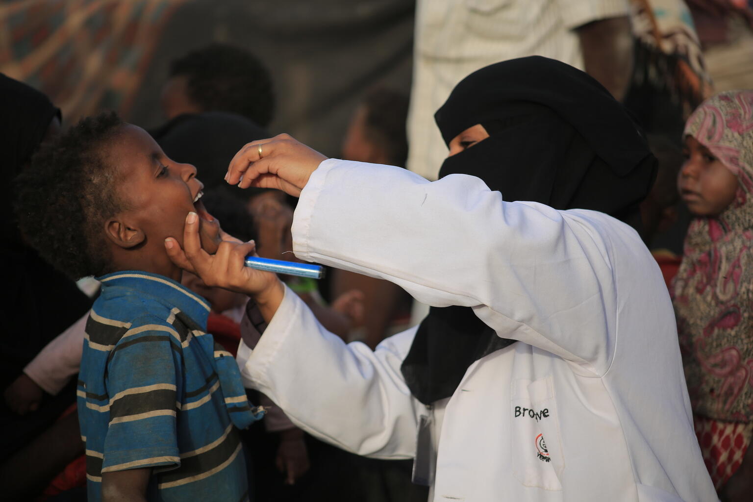 حرب التحذير من اللقاحات تفتك بأطفال اليمن